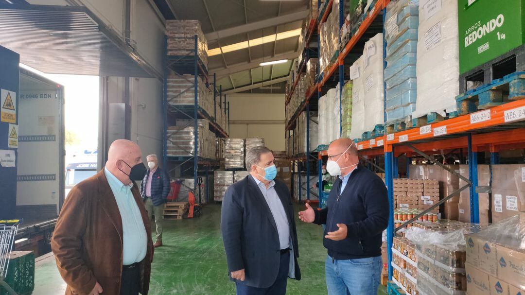 Inicio en Bancosol de Málaga de la distribución de alimentos a las organizaciones asociadas de reparto correspondiente a la 3ª Fase del Programa de Ayuda Alimentaria