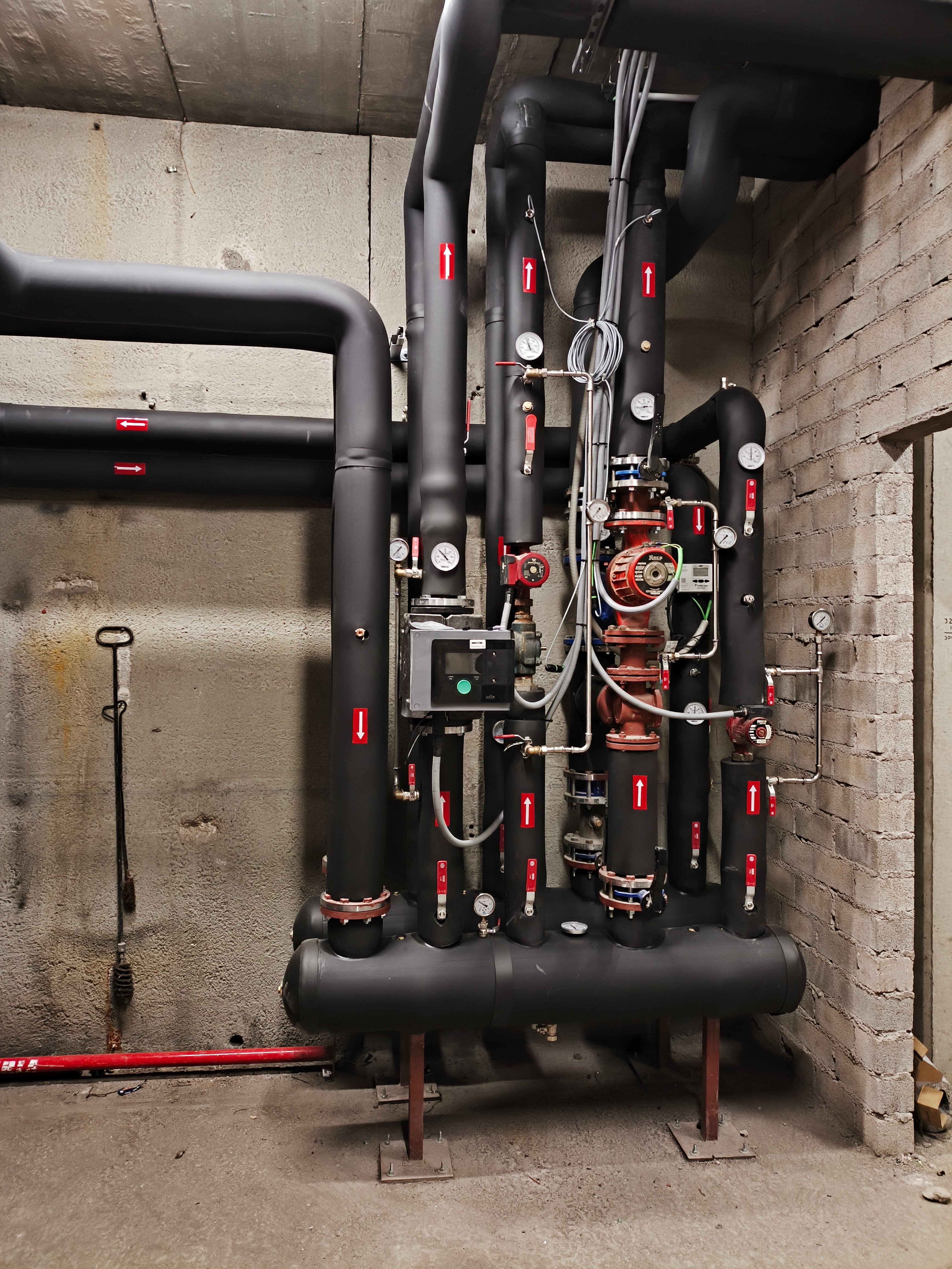 Con la sustitución, Canfranc ahorrará consumo energético y económico