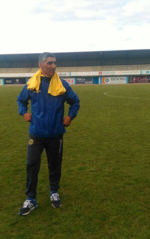 José A. Fernández Somoza seguirá al frente del juvenil tras conseguir el ascenso a División de Honor