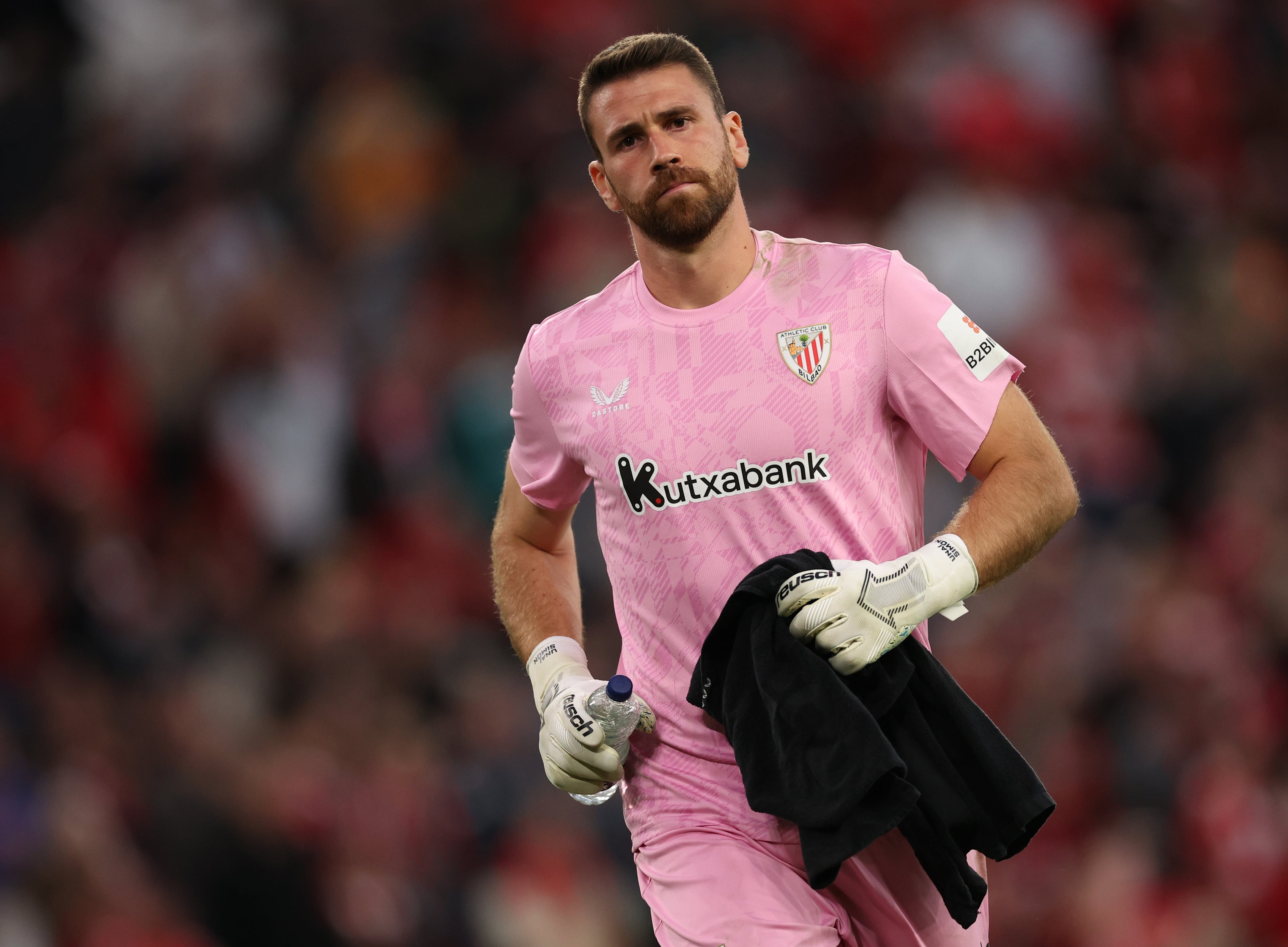 Unai Simón: "Ganar una copa con el Athletic me llena más que diez títulos en cualquier otro club"