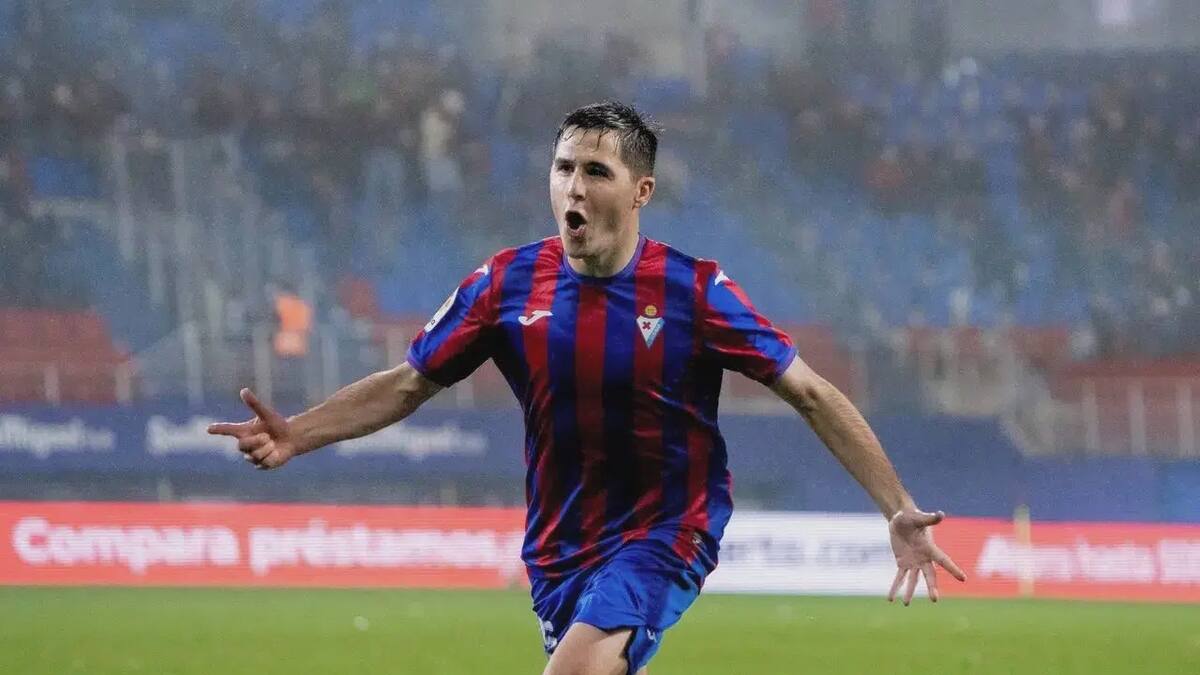 El Almería, a por uno de los mejores futbolistas de Segunda