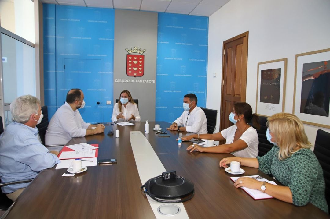 Un momento de la reunión entre el Gobierno de Canarias, el Cabildo de Lanzarote y el Ayuntamiento de Teguise.