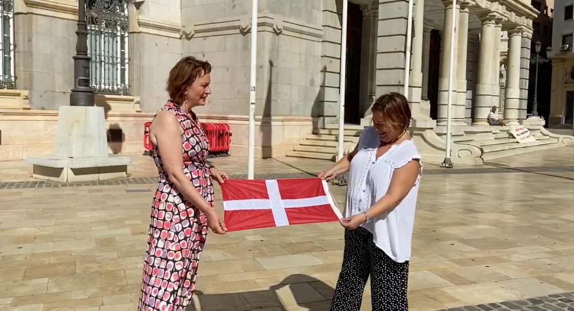 María Marín, diputada regional  y Leli García, concejal de Podemos