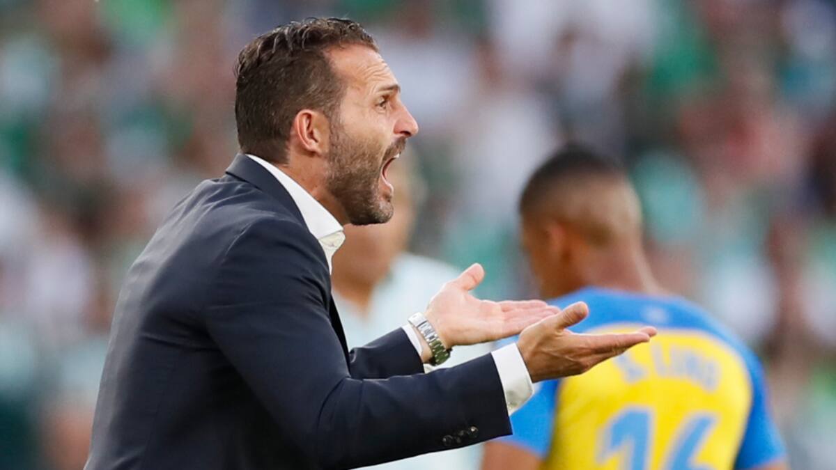 Principio de acuerdo para la renovación de Baraja como entrenador del Valencia CF por dos temporadas