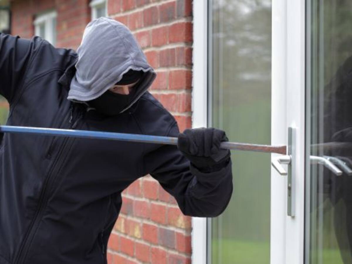 Detienen en Bullas a tres menores por robo con fuerza en un domicilio