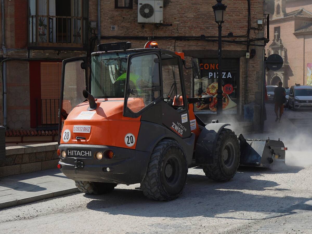 Cortes de tráfico en el eje Zocodover-Bisagra en Toledo: cambio de la parada de autobuses, fechas, excepciones...