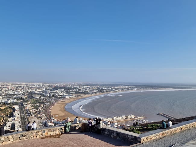 Vista panorámica de la bahía de Agadir en el que se observa el paseo marítimo diseñado por miembros de la Universidad de Las Palmas de Gran Canaria