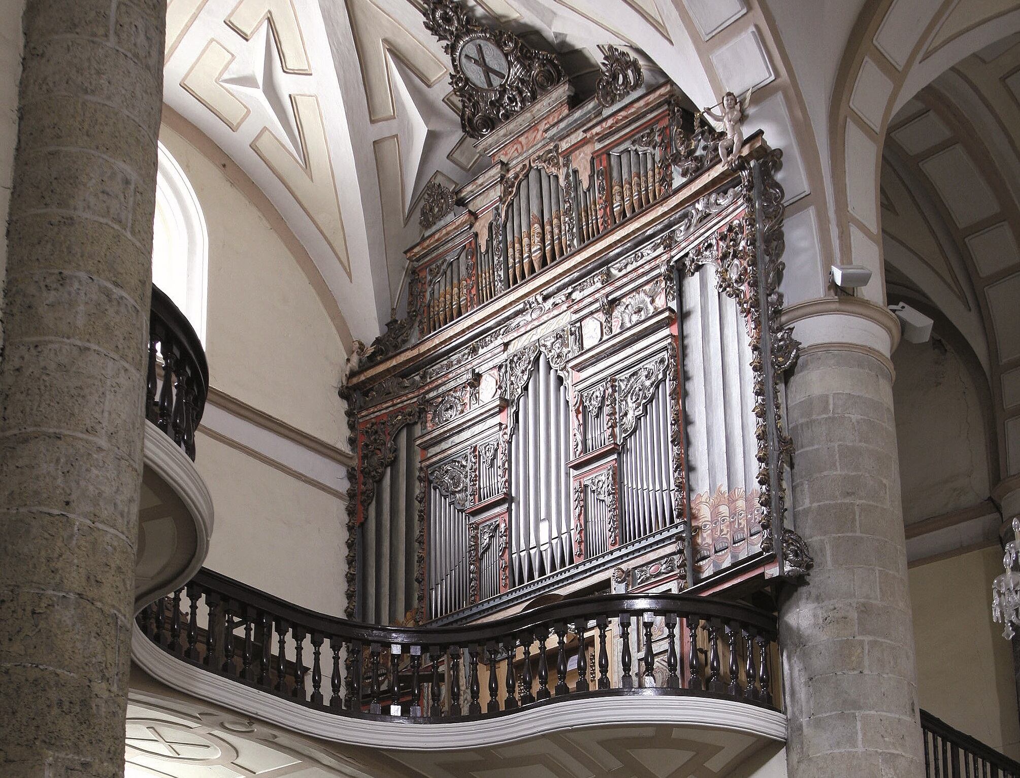 Órgano de la iglesia San Andrés de Carrión de los Condes