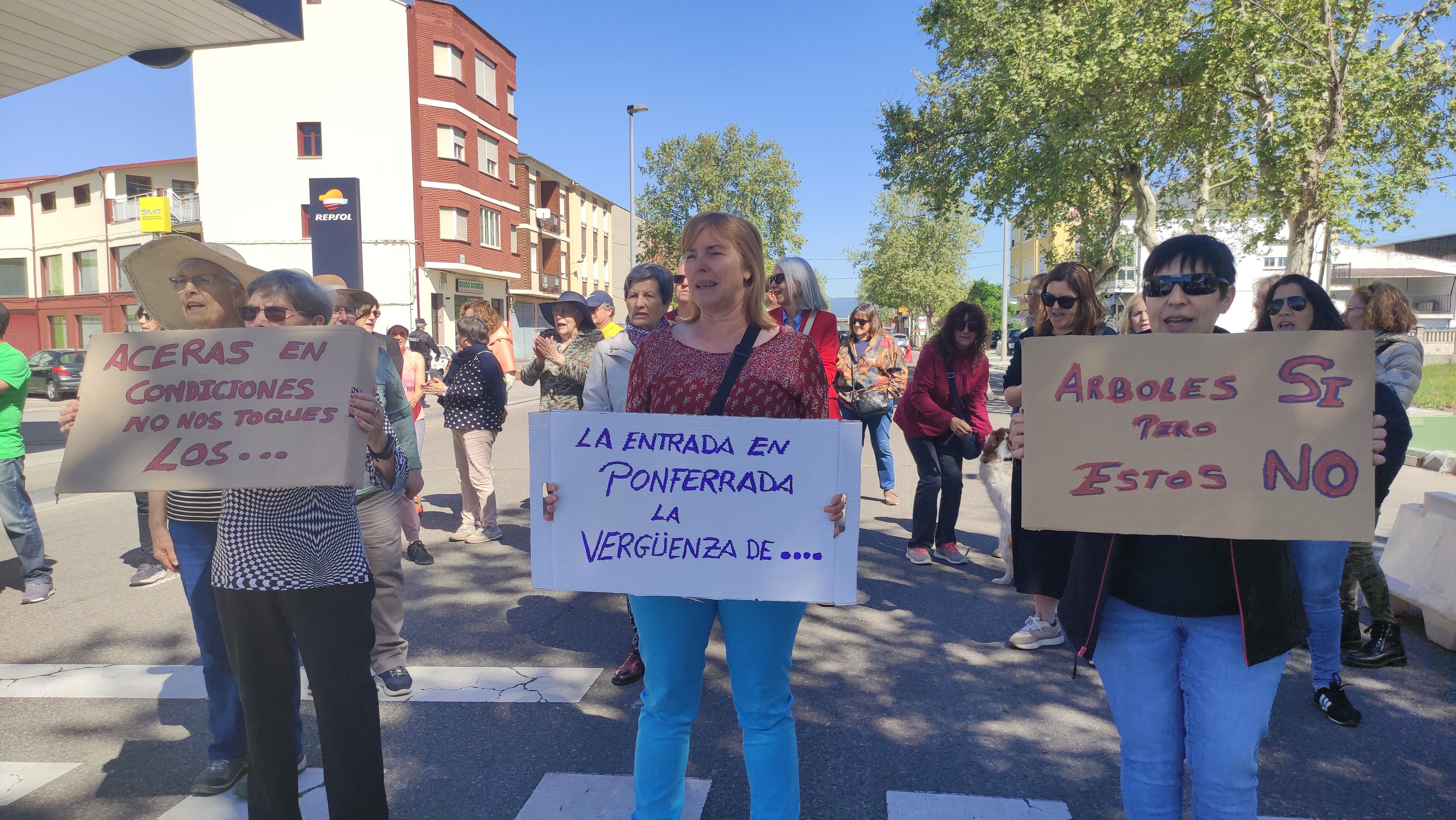 Vecinos con protestas