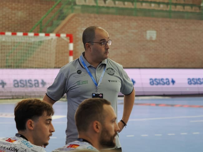 Dani Gordo ha dejado de ser entrenador del Ademar.