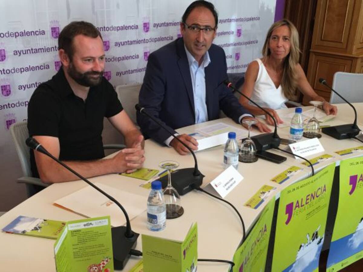 24 libreros participan en la XL Feria del Libro San Antolín de Palencia