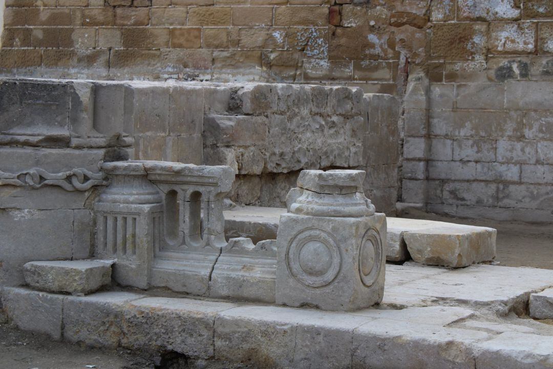 Restos encontrados en las ruindas de Santo Tomás