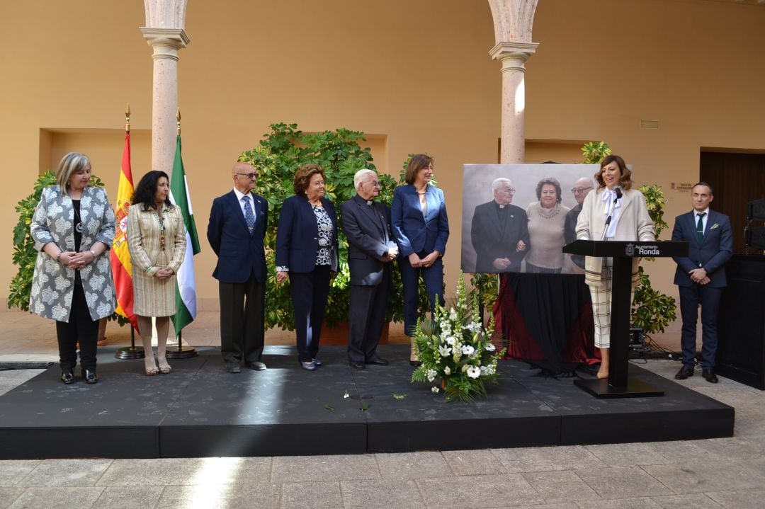 El patio central de Santo Domingo ha acogido el acto de entrega de estas distinciones