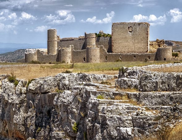 Castillo de Caracena, declarado BIC, en la provincia de Soria.