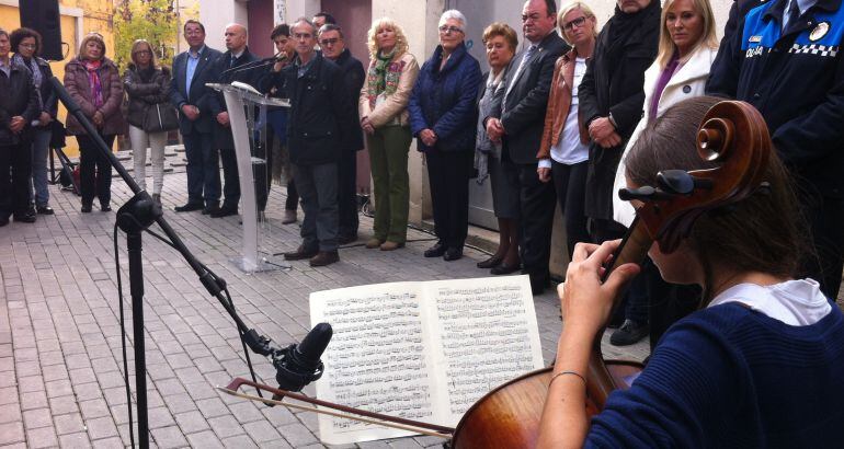 La plaça dels Fanalets de Sant Jaume ha tornat a ser l&#039;escenari de l&#039;acte institucional contra la violència masclista a la ciutat de Lleida