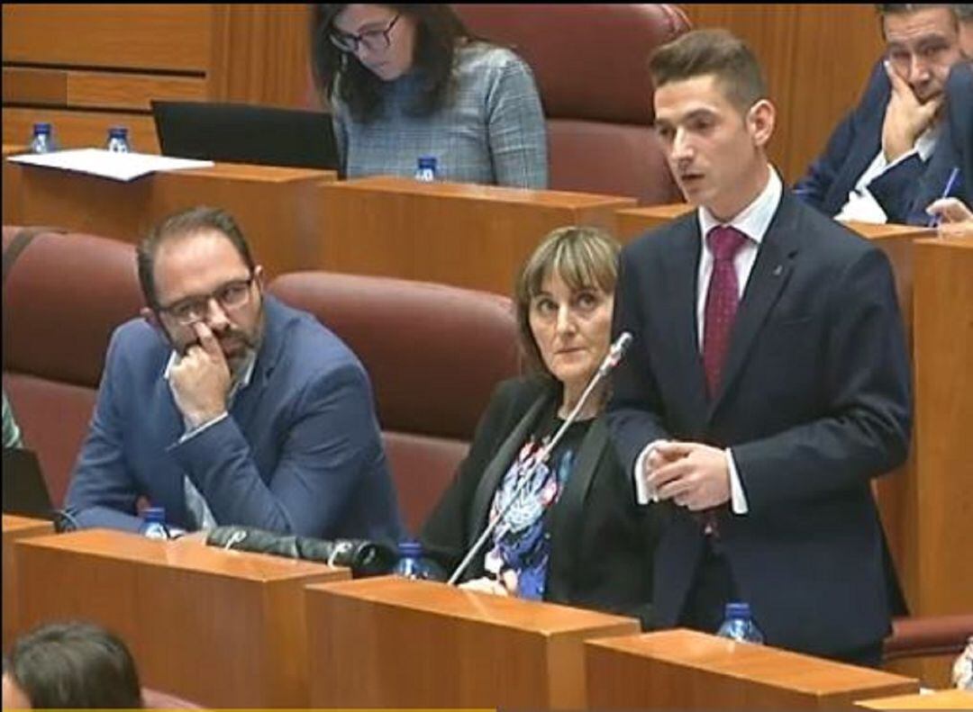 Para Iglesias, la historia del Centro de Salud de Nueva Segovia es “la historia de los incumplimientos y la falta de respeto del PP en la Junta hacia los vecinos de nuestra ciudad”