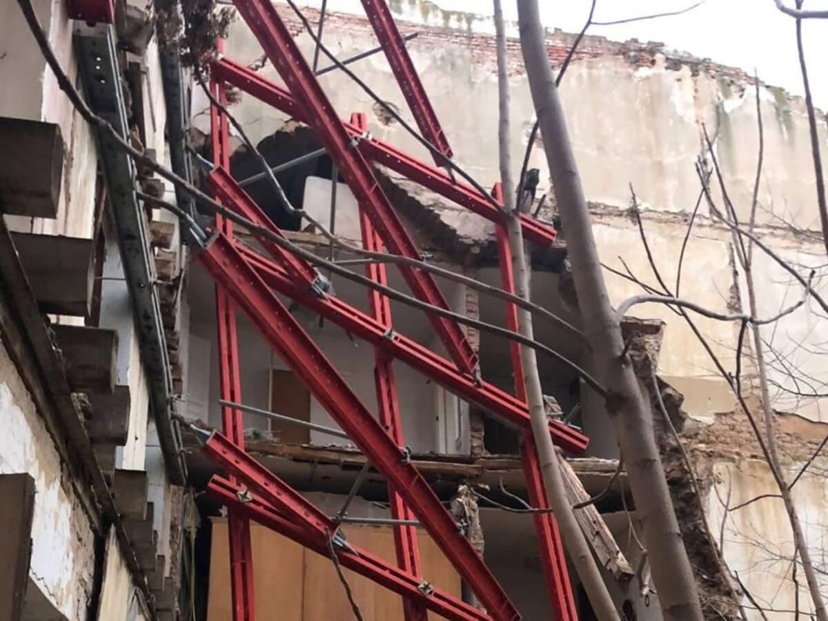 Los comerciantes de San Torcuato ven en el derrumbe "la puntilla" para sus negocios