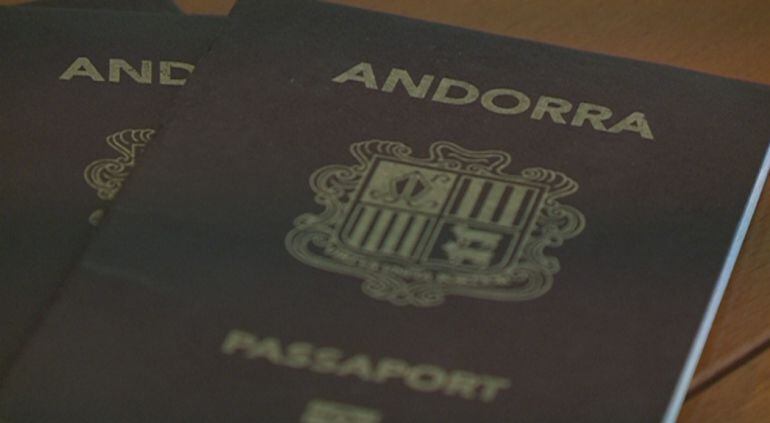 El debat sobre la doble nacionalitat revifa.