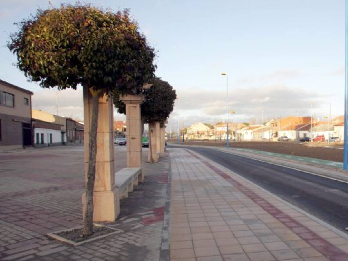 Puente Duero tiene todavía calles sin asfaltar