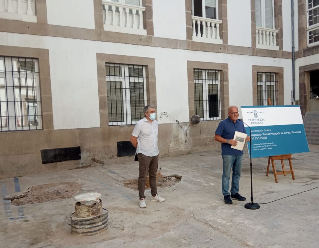 Patio interior de la Diputación en el que tenía lugar esta mañana la rueda de prensa.