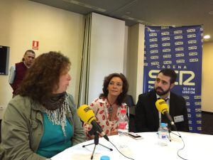 Mariló Hurtado de la Escuela de Artes, Lola Aragón del Menéndez Tolosa y el alumno de Gestión de Alojamientos Turísticos Nacho Gil.