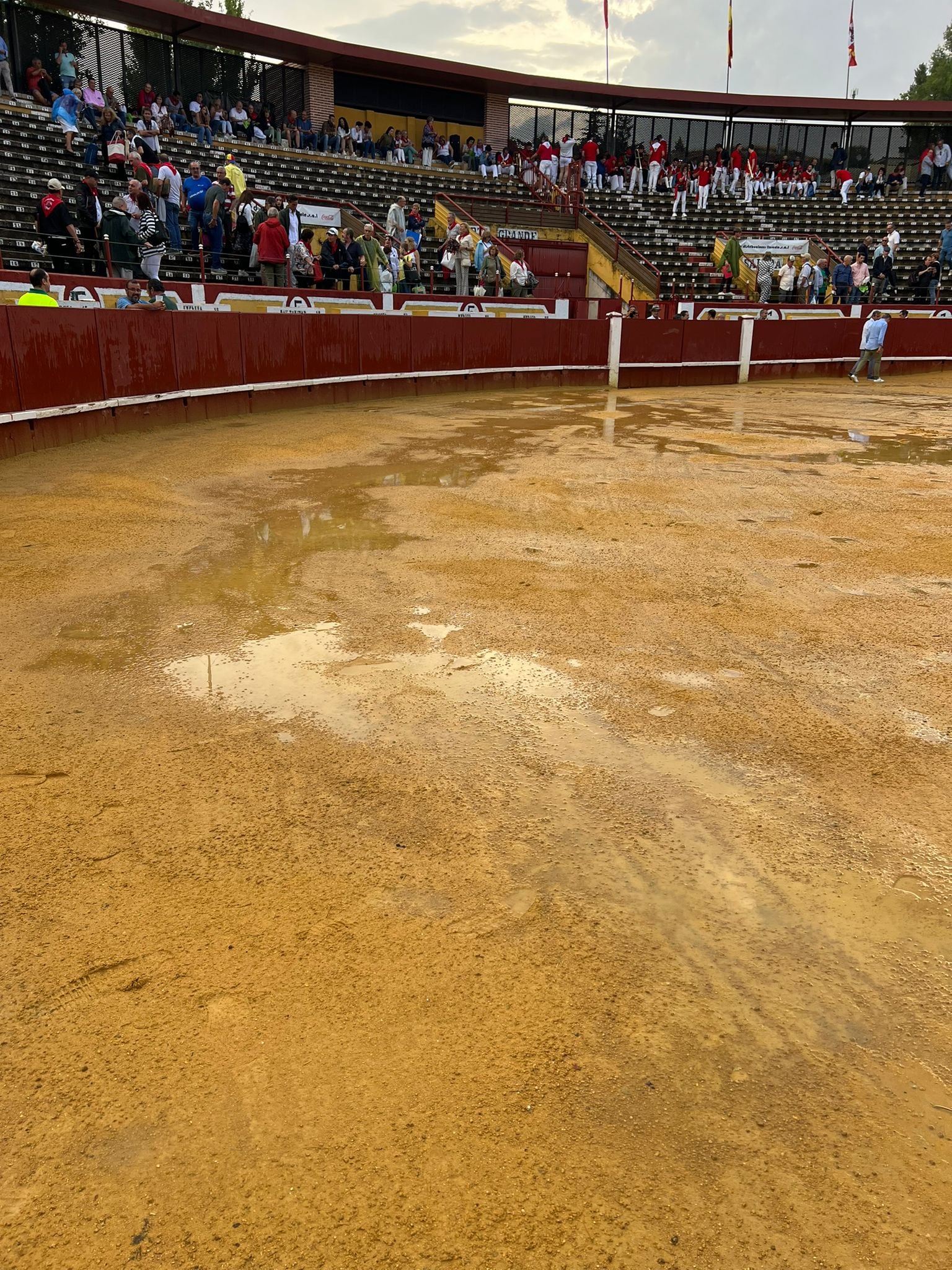 Aspecto de la Plaza de Toros de Cuéllar el jueves 29 de agosto cuando se decidió suspender el festejo taurino