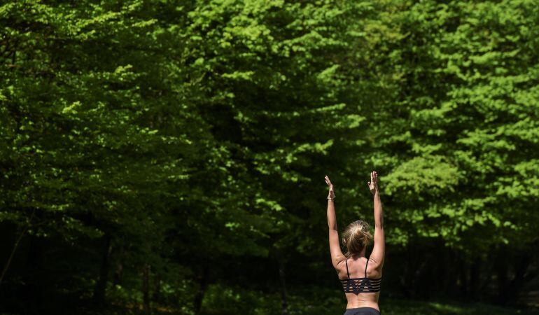 Los actos de la semana del medio ambiente nos traen hoy un taller de yoga
