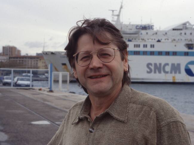 Denis Guedj autor de El Teorema del Loro