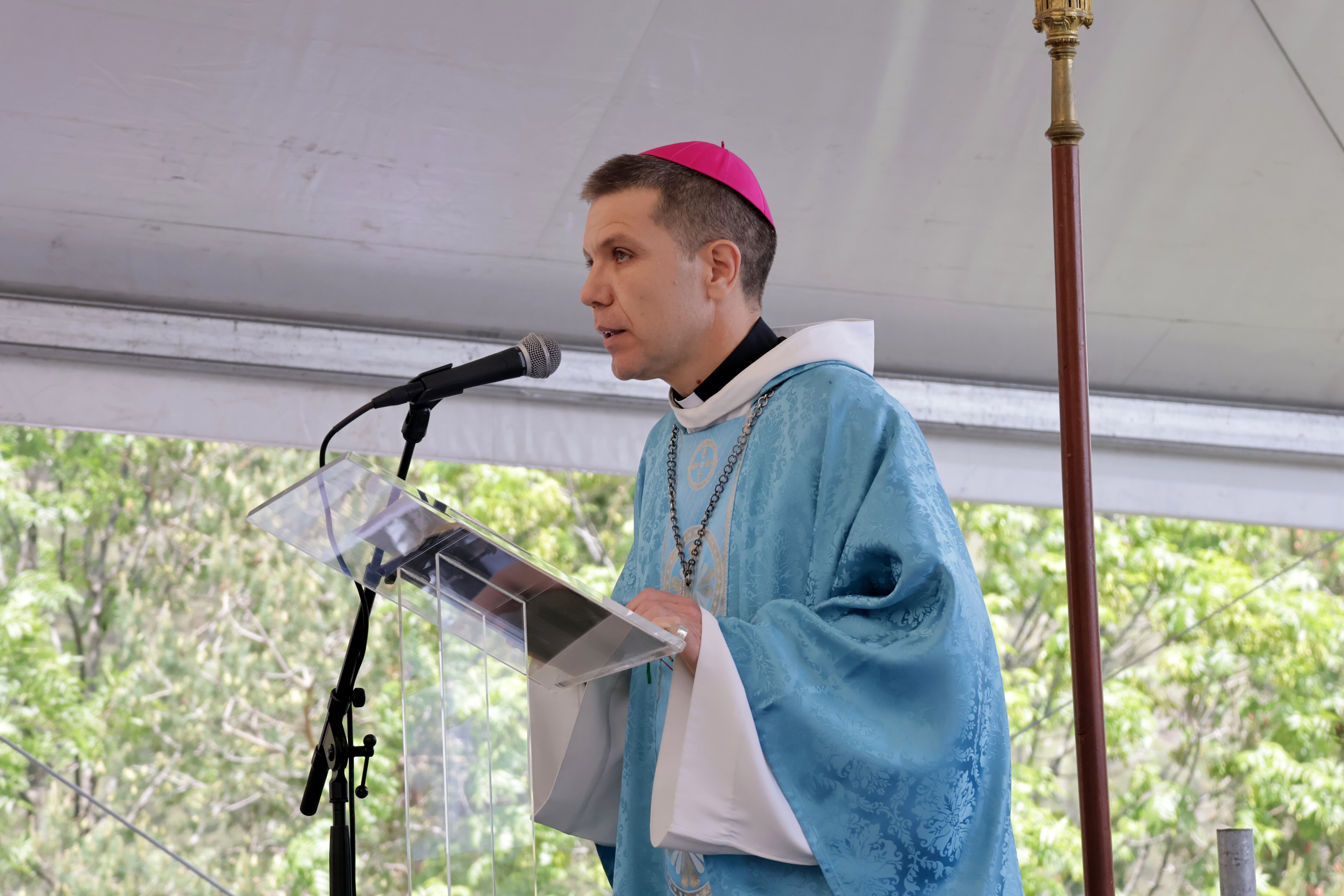 El nou bisbe d'Urgell i copríncep episcopal d'Andorra, Josep-Lluís Serrano Pentinat, a la missa de la diada de Canòlich de Sant Julià de Lòria.