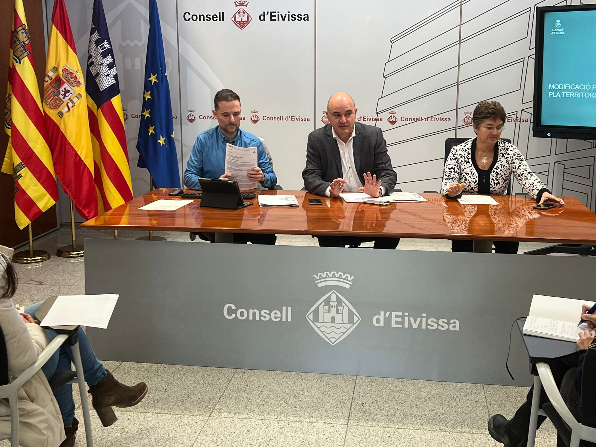 Un momento durante la presentación de la modificación del PTI