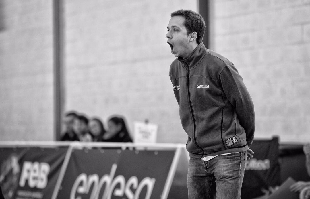 El técnico salmatino cuenta con experiencia en la Leb Plata.