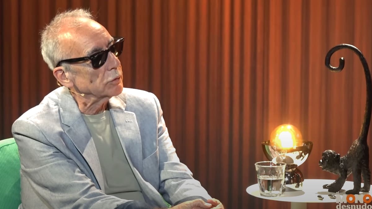 La inteligencia artificial se inspira en Juan José Millás para resumir mejor que nadie qué es realmente España