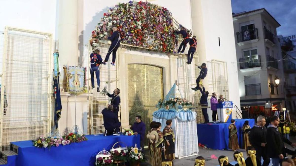 Benidorm ofrenda este sábado a su patrona