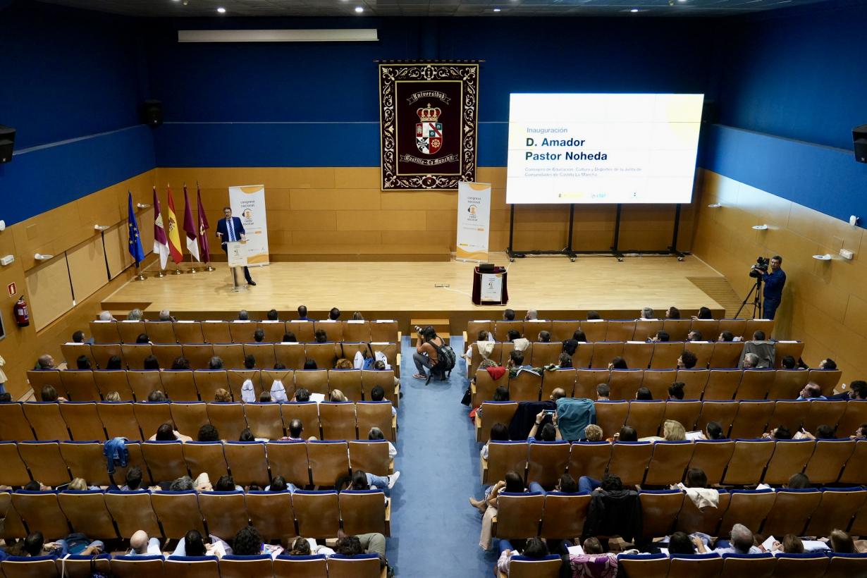 Congreso Nacional de Radio Escolar en Cuenca