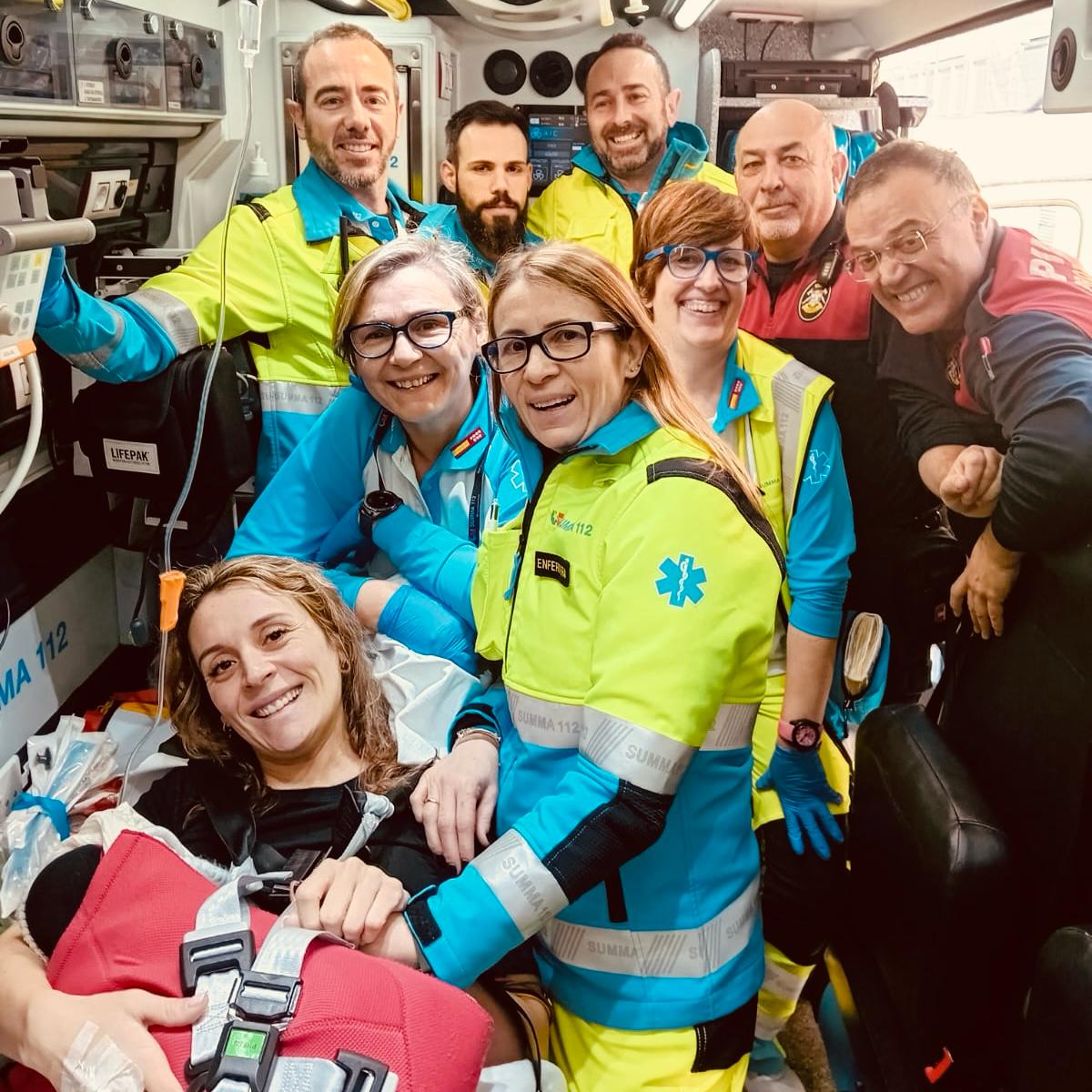 La madre y su hija han sido trasladadas en perfecto estado al hospital