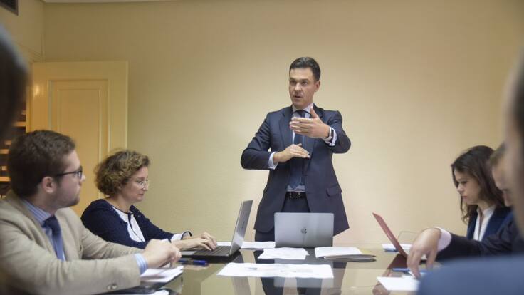 Una familia de La Línea acuerda con los bancos y financieras una reducción del 50% de sus deudas