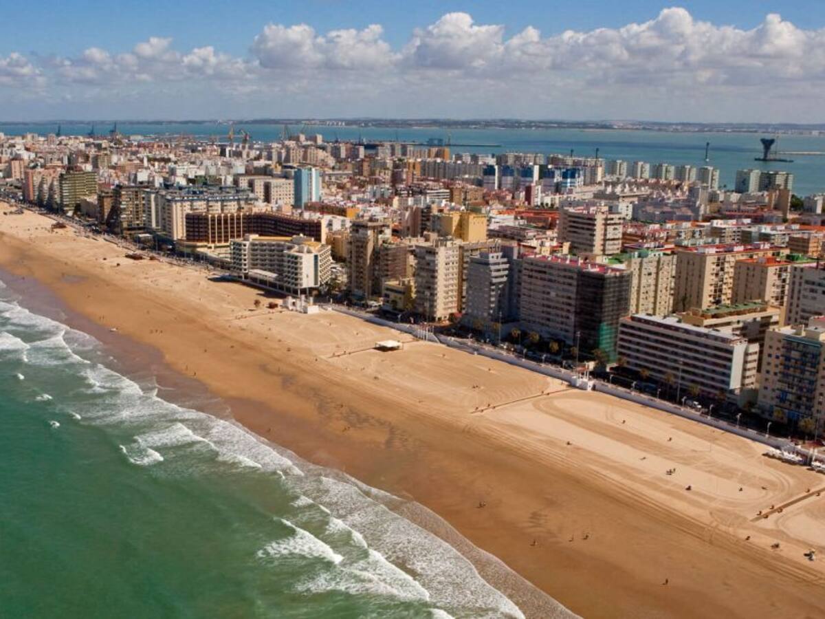 De Clerck: "El empleo en el turismo es de calidad"