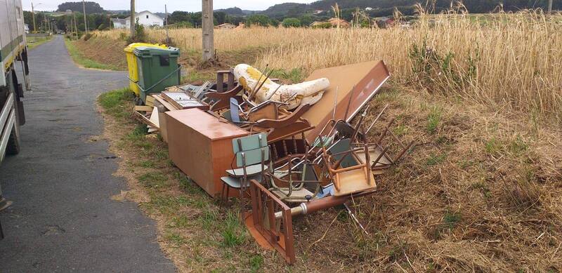 Las peticiones de recogida de voluminosos dan el salto a Whatsapp (foto: Concello de Valdoviño)