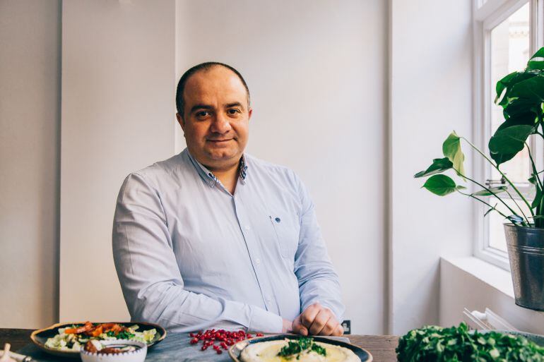 Imad en su restaurante de Shoreditch 