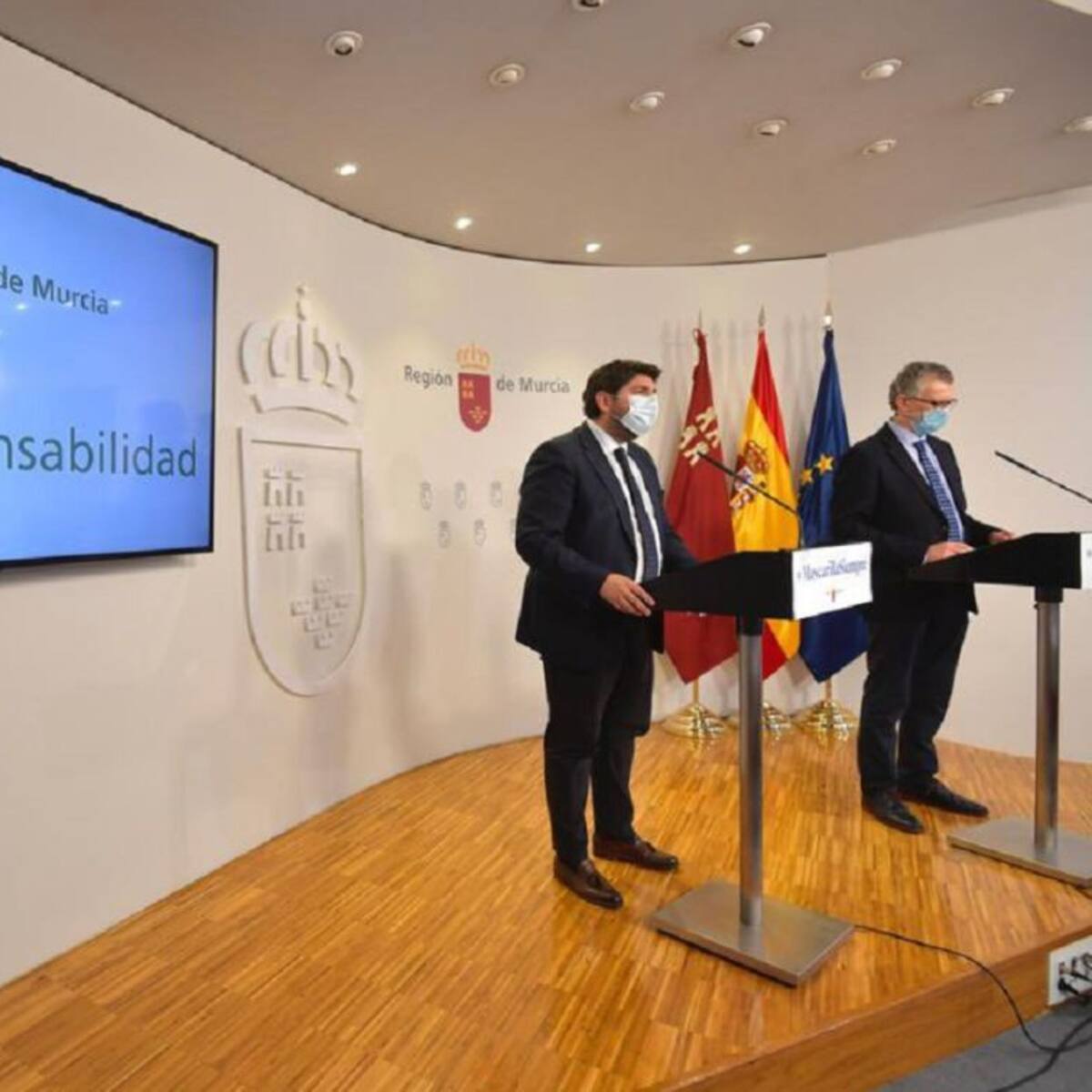 Salud achaca a la desconfianza en AstraZeneca que la Región esté a la cola en vacunación