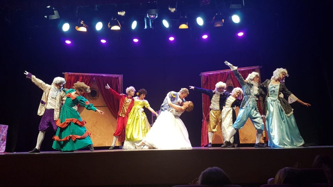 El musical Cenicienta llega a Palencia