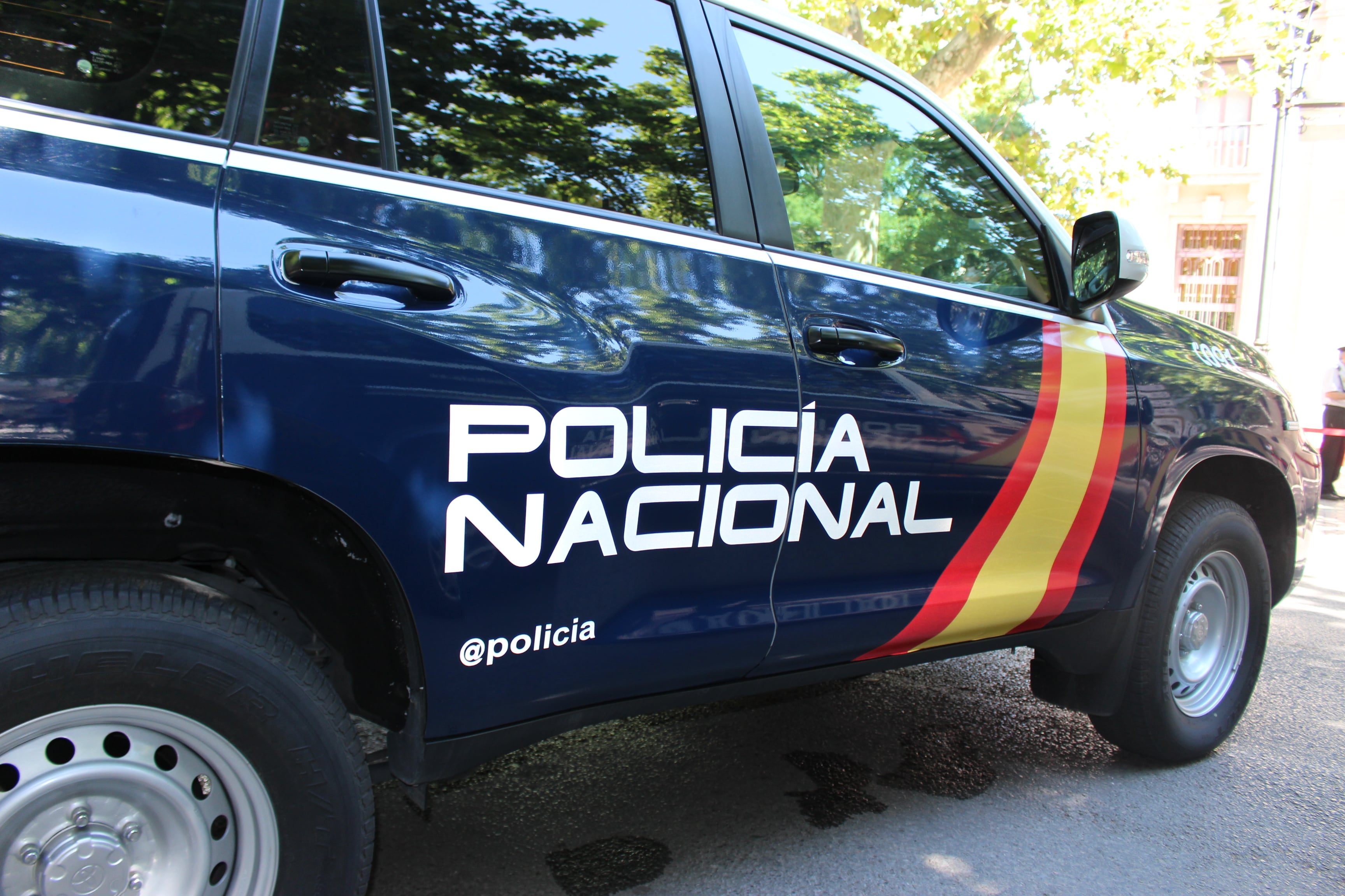 Vehículo de la Policía Nacional en València