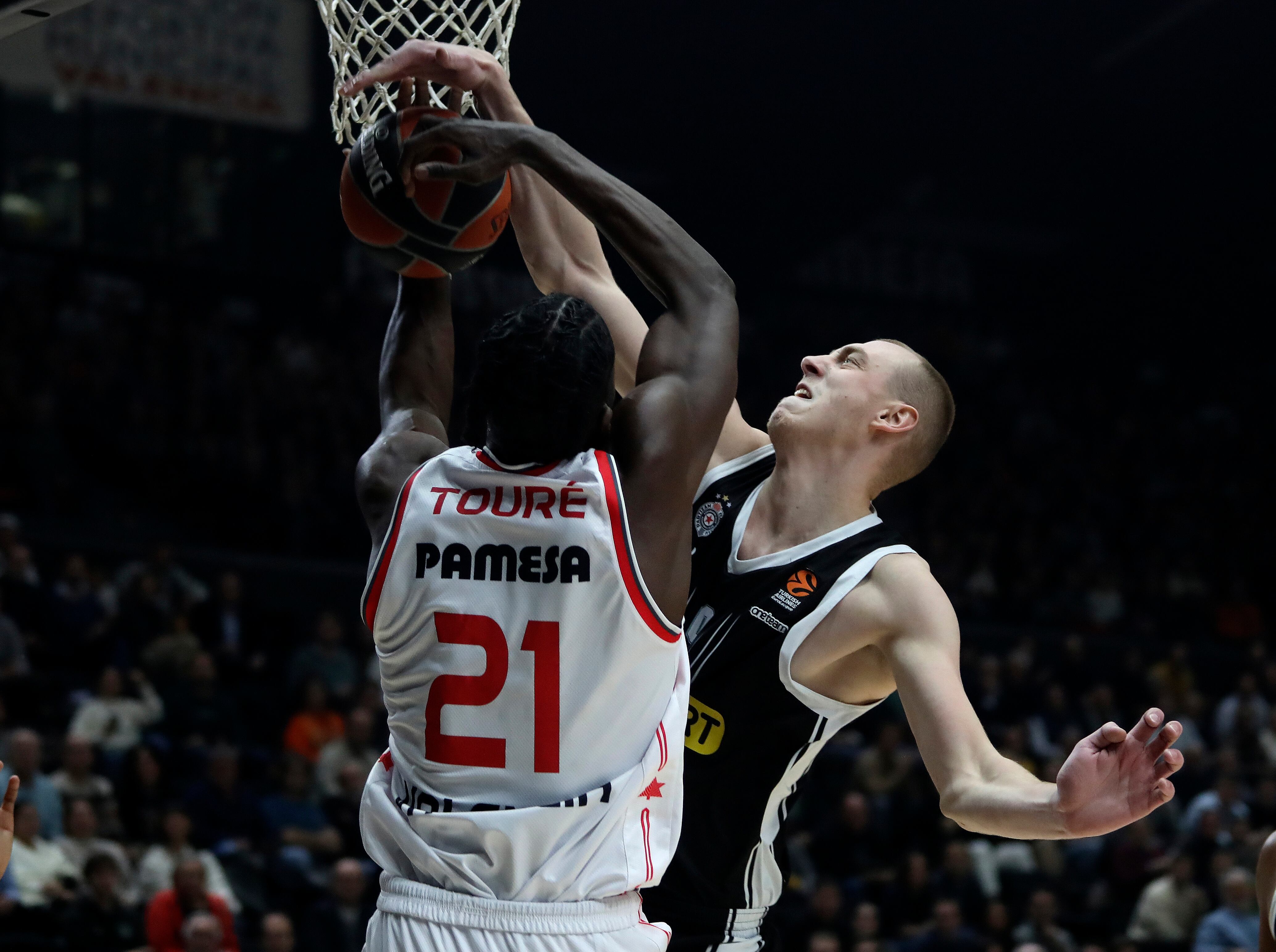 VALENCIA, SPAIN - DECEMBER 19: Alen Smailagic, #9 of Partizan Mozzart Bet Belgrade in action during the Turkish Airlines EuroLeague Regular Season Round 15 match between Valencia Basket and Partizan Mozzart Bet Belgrade at La Fonteta on December 19, 2023 in Valencia, Spain. (Photo by Juan Navarro/Euroleague Basketball via Getty Images)