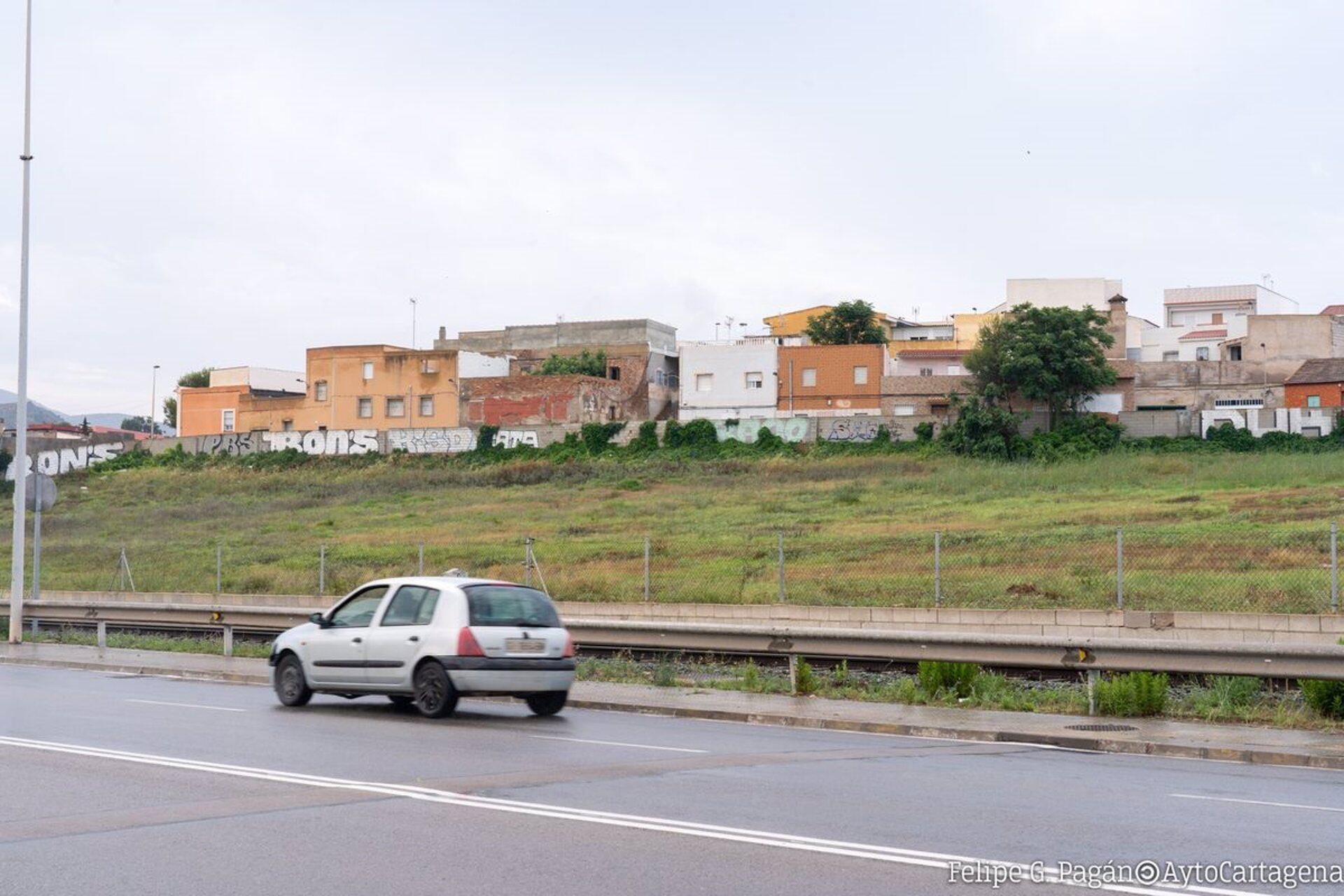 El barrio de Los Mateos visto desde la carretera de La Unión