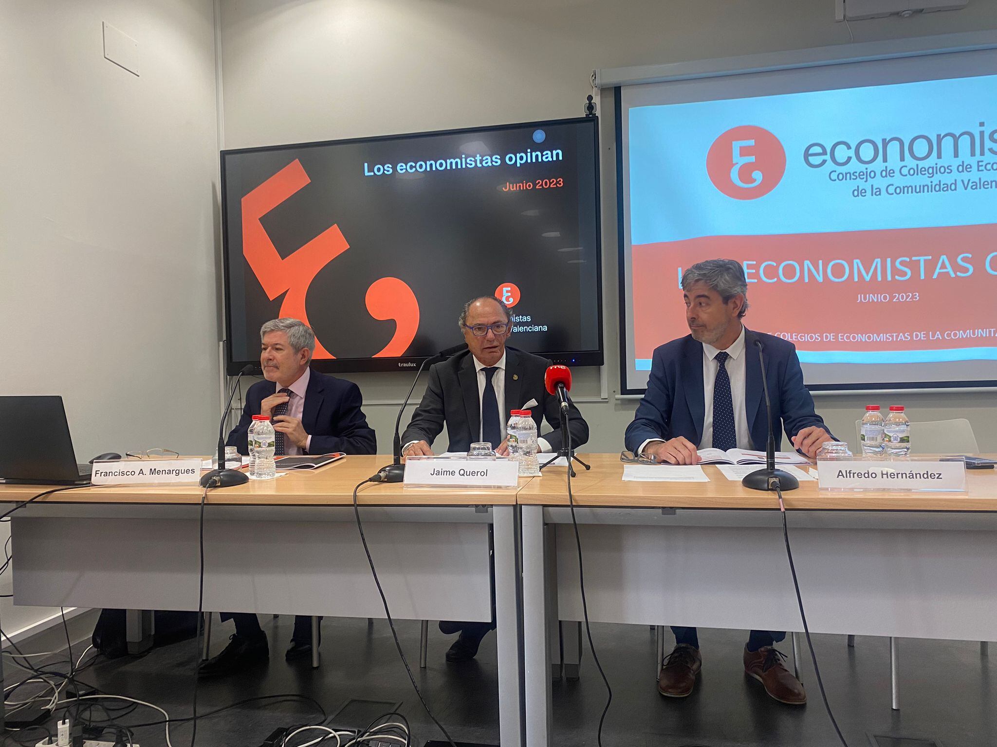 Presentación de la encuesta semestral del Consejo de Economistas de la Comunitat Valenciana