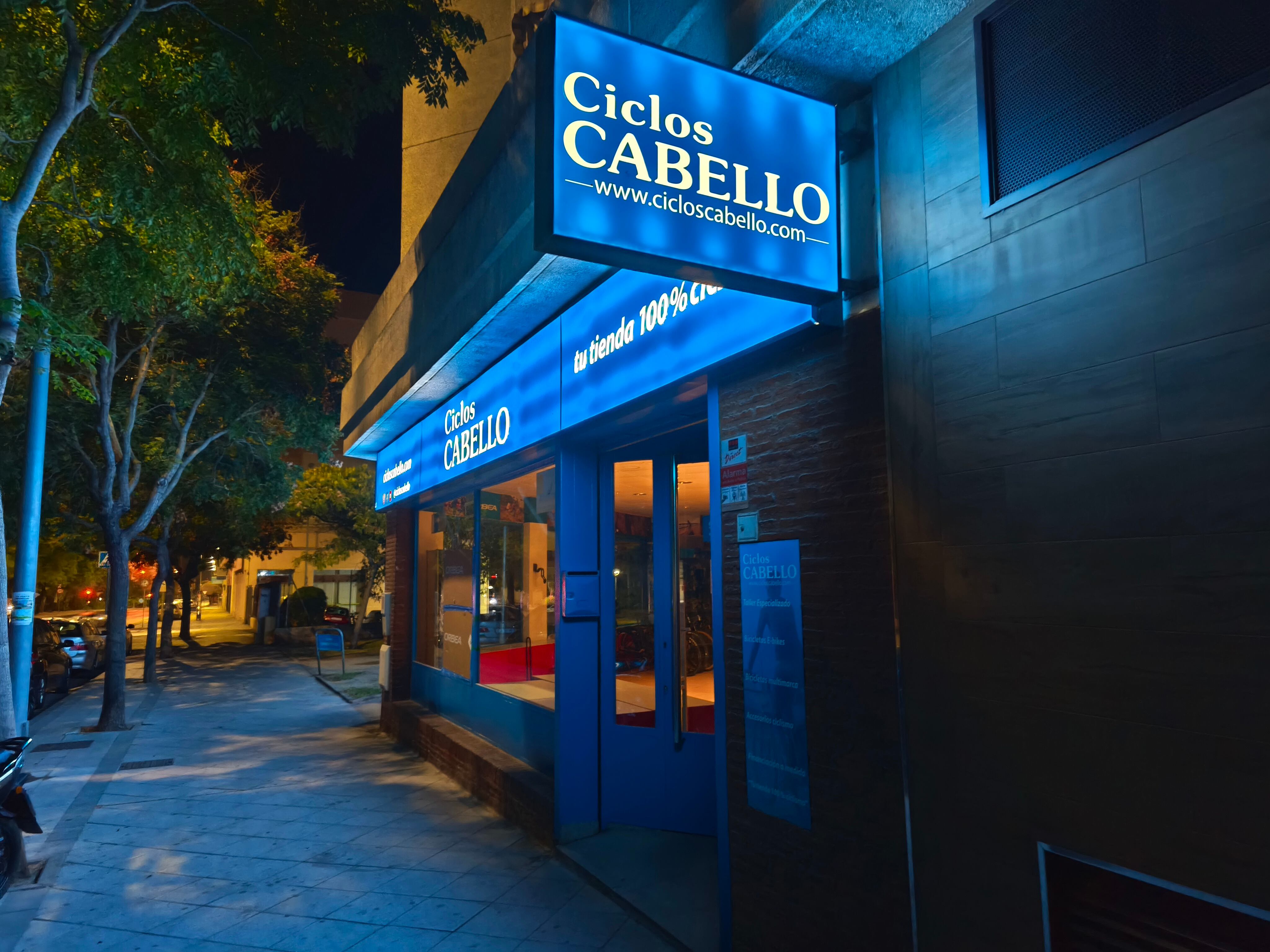 Tienda de ciclos Cabello asaltada por los ladrones