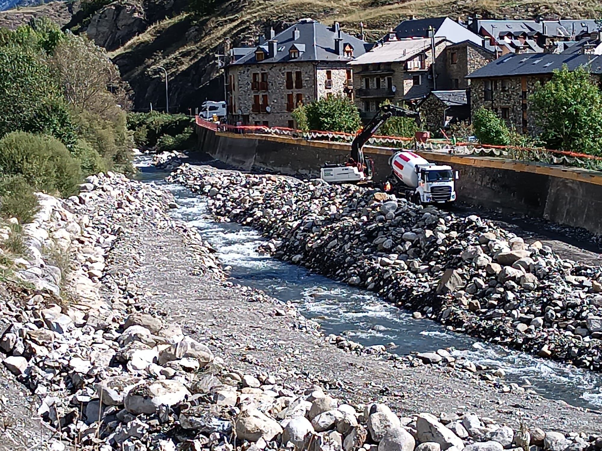 Obras Telecabina Benasque Cerler.