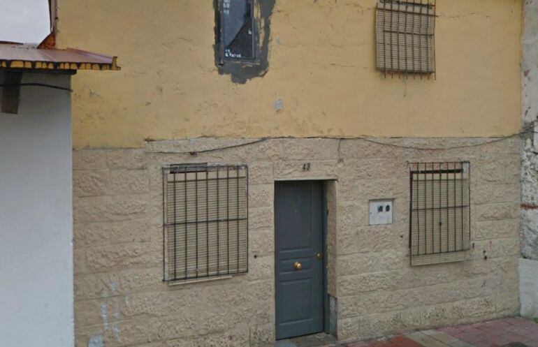 Vivienda afectada por el incendio en la calle Tierra del Pan