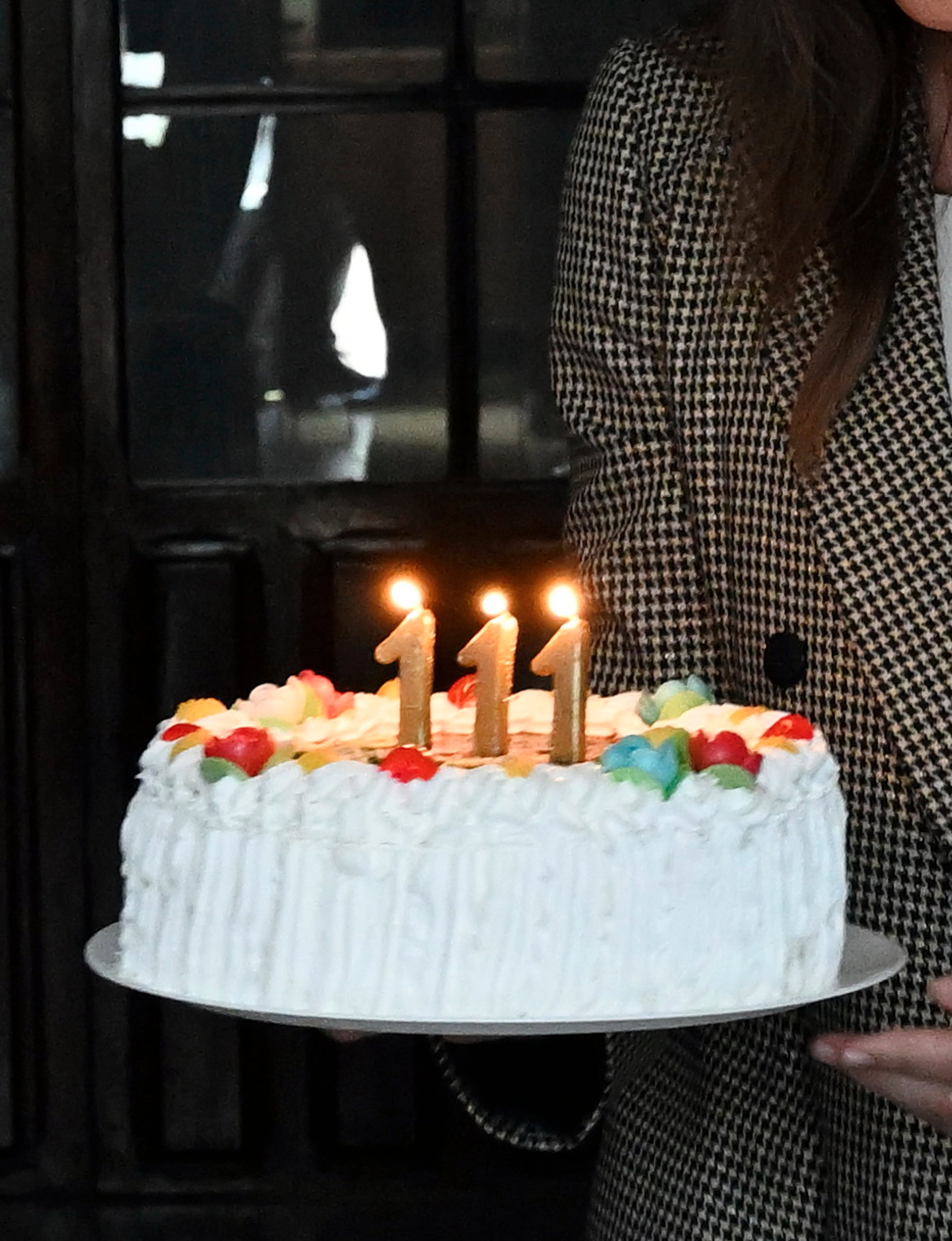 El alcalde de Murcia visita a Concepción Lax, vecina de Espinardo, por su 111 cumpleaños