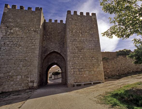 Muralla de Almazán